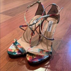 Steve Madden Paint splatter Strappy heels